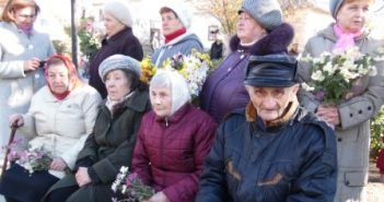 Этих дней не смолкнет слава