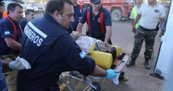В Аргентине на ралли «Дакар» автомобиль въехал в толпу, есть пострадавшие
