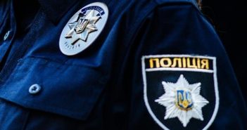 В Одессе во время учений силовиков неизвестные в балаклавах устроили перестрелку на автостоянке. Есть жертвы (ФОТО)