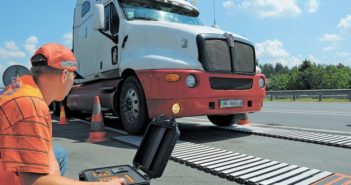 На Одещині з перевантаженням фур боротимуться за допомогою блокіраторів