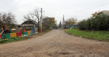 Проходя по улице Красно-Ярской (фоторепортаж)