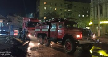 В БАЛТЕ НЕИСПРАВНЫЙ ГРУЗОВИК ПЕРЕКРЫЛ ДВИЖЕНИЕ