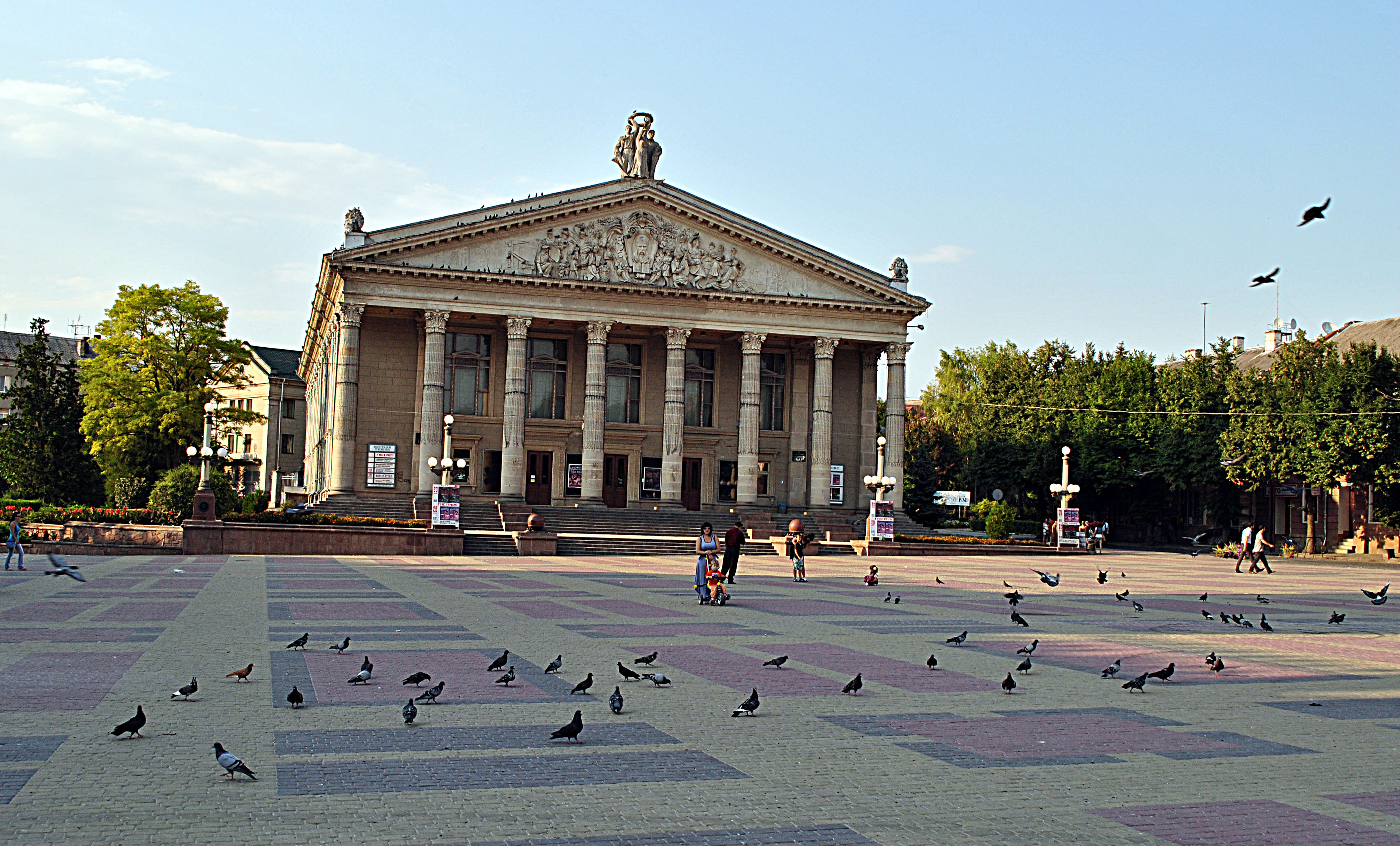 Тернополь википедия. Тернополь Украина. Тернополь город. Тернополь достопримечательности. Тернополь центр города.